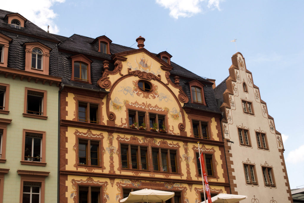 Mainz Marktplatz - beautiful building decoration